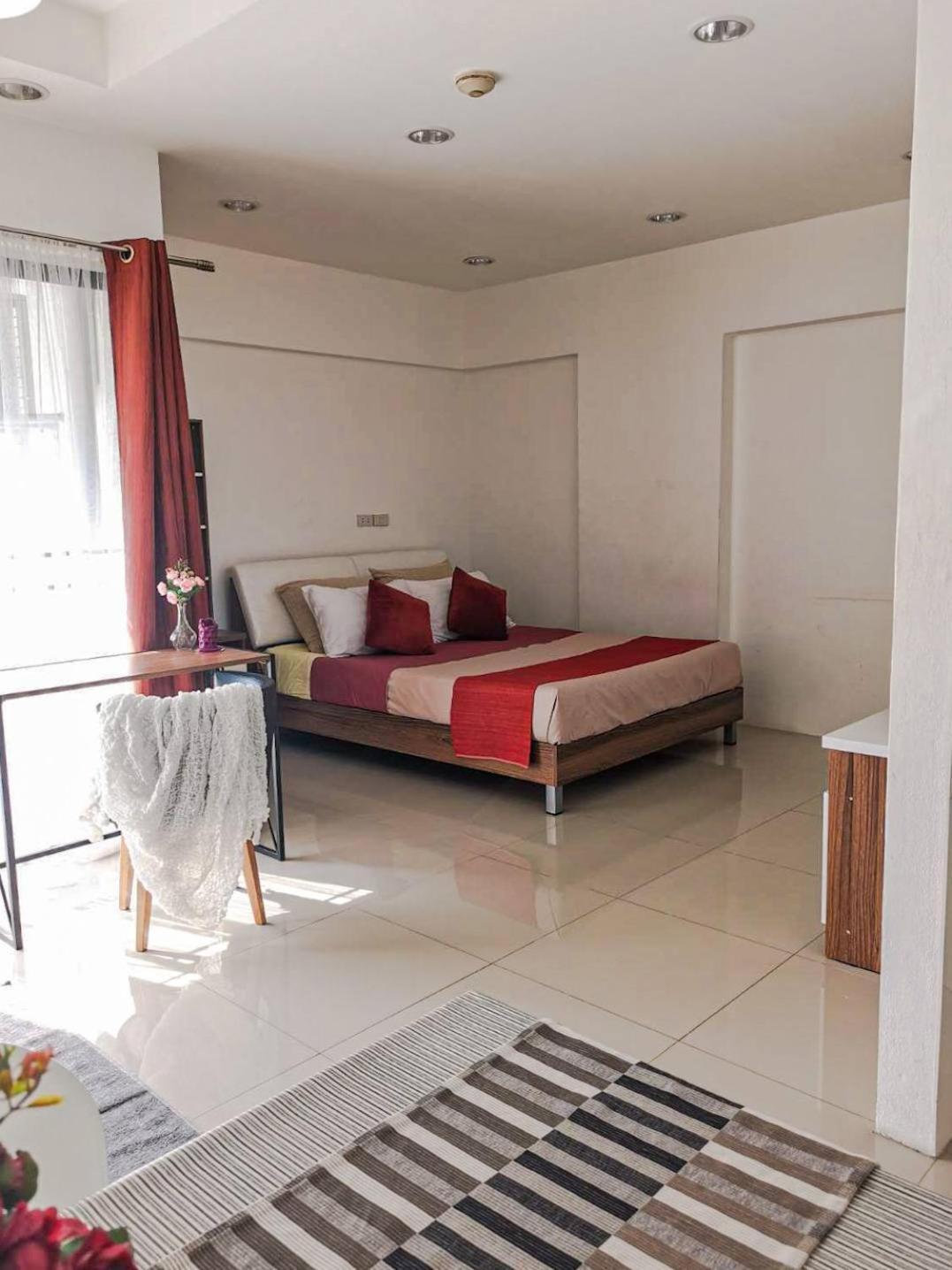 Tower Resident In The Heart Of Bangkok Shopping Center Apartment Makkasan Exterior photo
