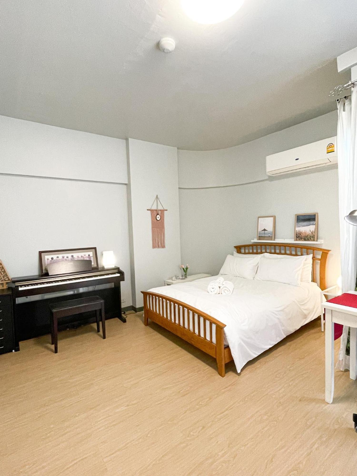 Tower Resident In The Heart Of Bangkok Shopping Center Apartment Makkasan Exterior photo