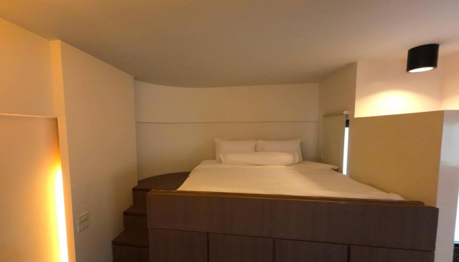Tower Resident In The Heart Of Bangkok Shopping Center Apartment Makkasan Room photo