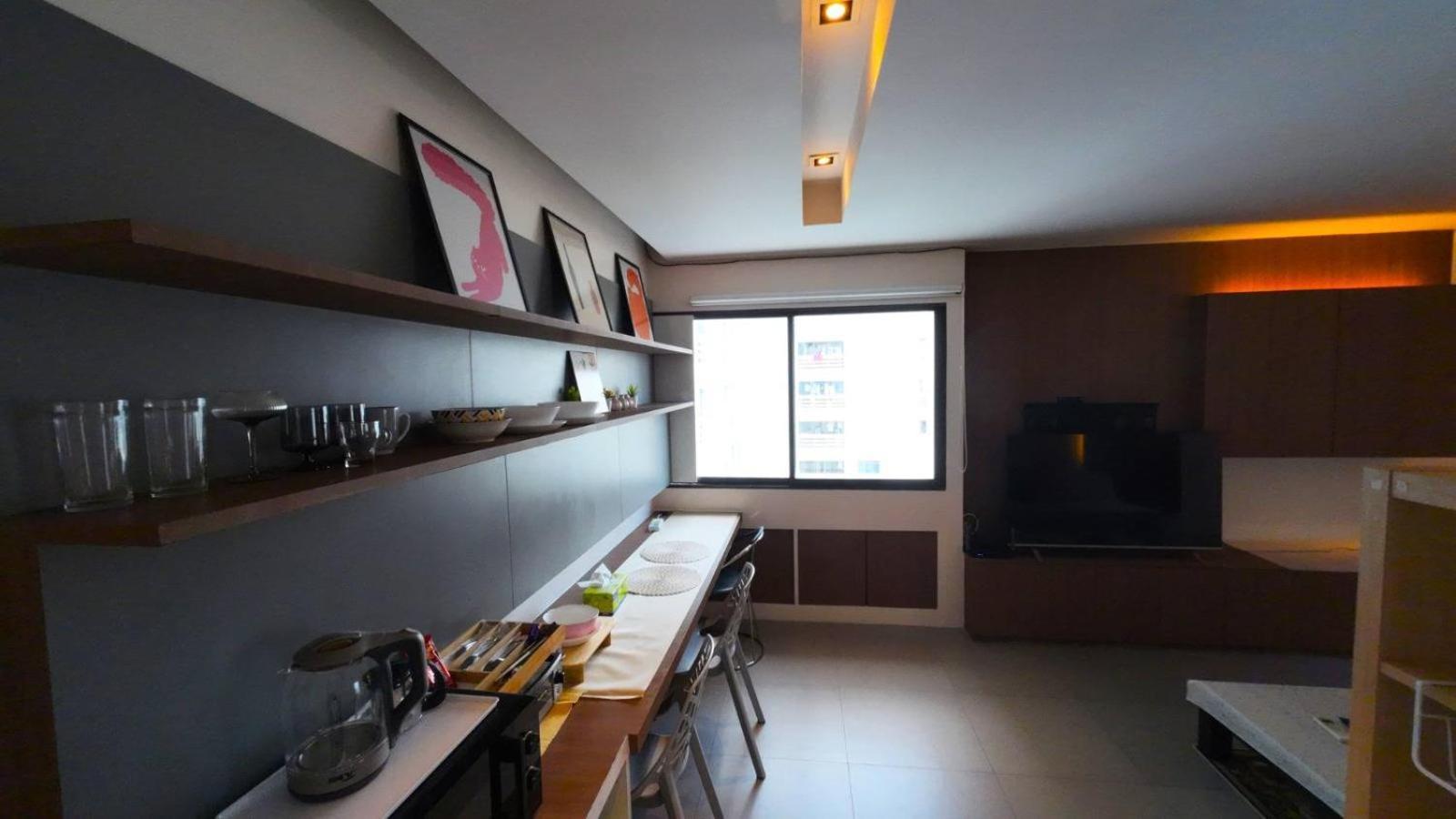 Tower Resident In The Heart Of Bangkok Shopping Center Apartment Makkasan Room photo